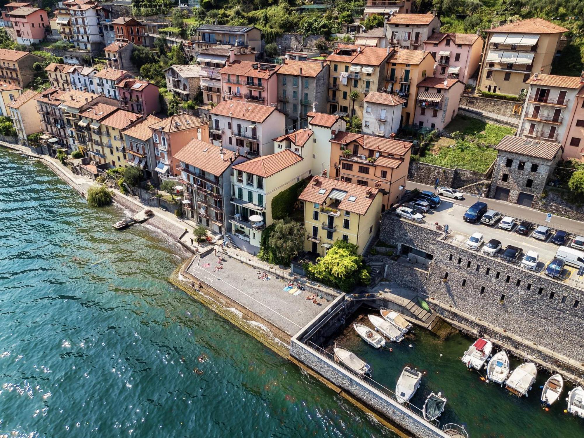 Delizioso Bilocale Vista Lago Colonno Exterior foto